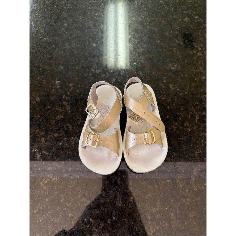 Sun San Saltwater Sandals Sz 7 Girls Gold Church Boutique Strappy Shoes Beach